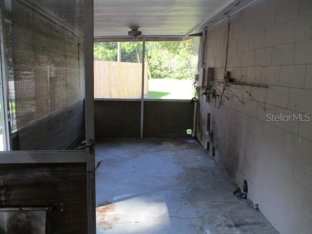 5304 Galloway Rd, Apopka, FL 32712 - unfurnished sunroom featuring healthy amount of natural light
