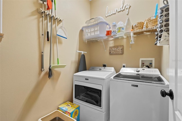 962 Ashworth Overlook Dr Unit C, Apopka, FL 32712 - washroom with washer and clothes dryer