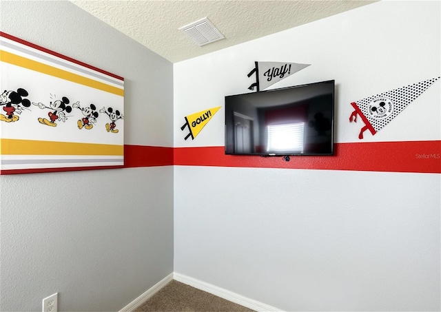 8874 Qin Loop, Kissimmee, FL 34747 - detailed view of carpet and a textured ceiling