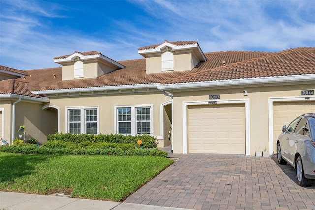 1060 Blackwolf Run Rd, Davenport, FL 33896 - photo 2