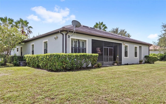 32619 View Haven Ln, Sorrento, FL 32776 - back of property with stucco siding and a yard