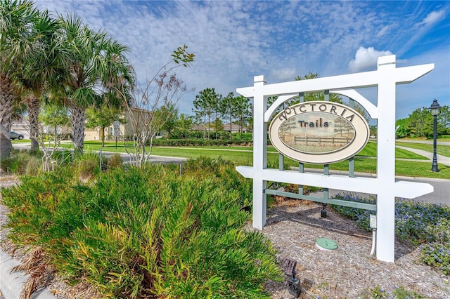 637 Bluehearts Trl, Deland, FL 32724 - photo 2