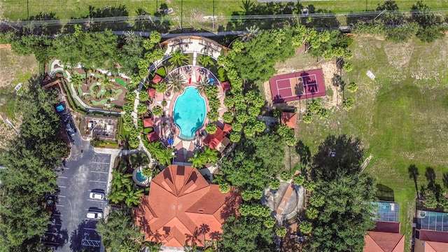 132 Cordova Ave, Davenport, FL 33897 - aerial view of a pool area