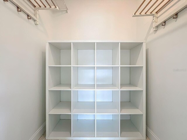 6140 Burnside Cir Unit 204, Orlando, FL 32822 - view of walk in closet
