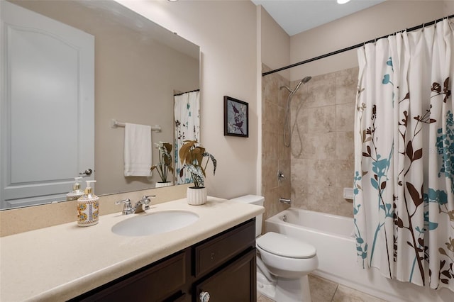 13851 Jomatt Loop, Winter Garden, FL 34787 - bathroom with vanity, shower / bath combo, and tile patterned floors