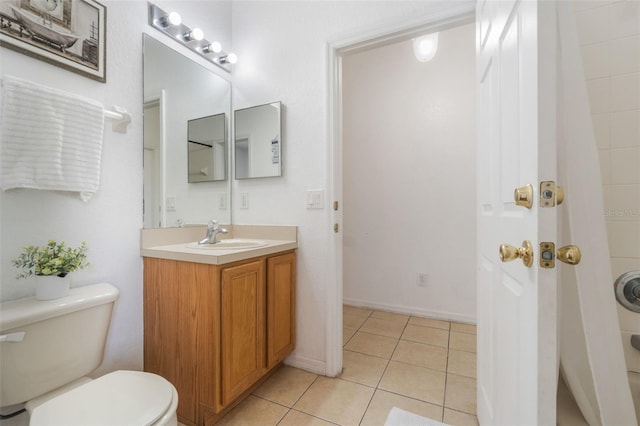 4224 Calabria Ave, Davenport, FL 33897 - bathroom featuring vanity and tile patterned flooring
