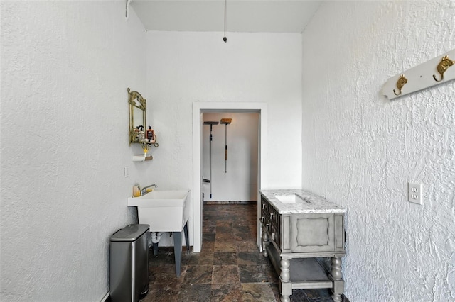 15350 Arabian Way, Montverde, FL 34756 - hall featuring stone tile flooring and a textured wall