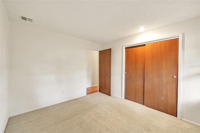 877 Great Bend Rd, Altamonte Springs, FL 32714 - unfurnished bedroom with carpet, a closet, and recessed lighting