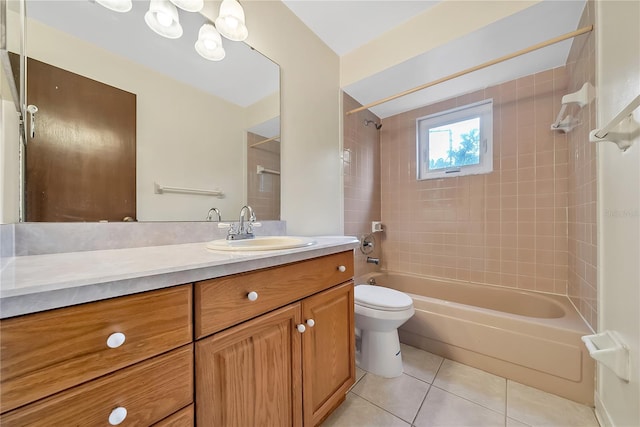 877 Great Bend Rd, Altamonte Springs, FL 32714 - full bath featuring tile patterned flooring, shower / bathtub combination, and vanity