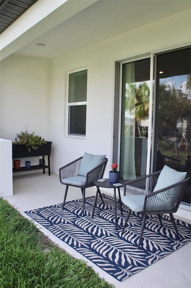 4426 Small Creek Rd, Kissimmee, FL 34744 - view of patio / terrace