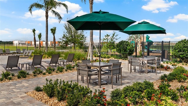 2117 Stake Out Way, Apopka, FL 32703 - view of patio / terrace with outdoor dining space