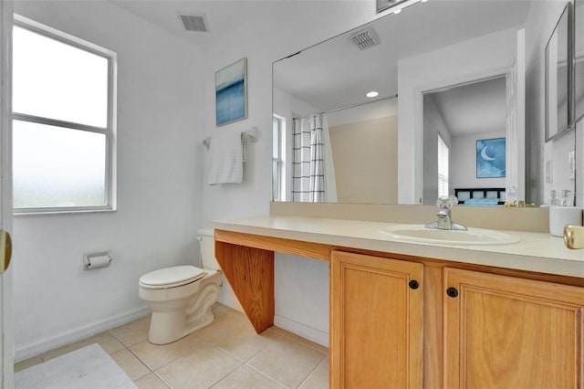 216 Bergamo Dr, Davenport, FL 33897 - bathroom featuring tile patterned flooring, vanity, and a shower with shower curtain