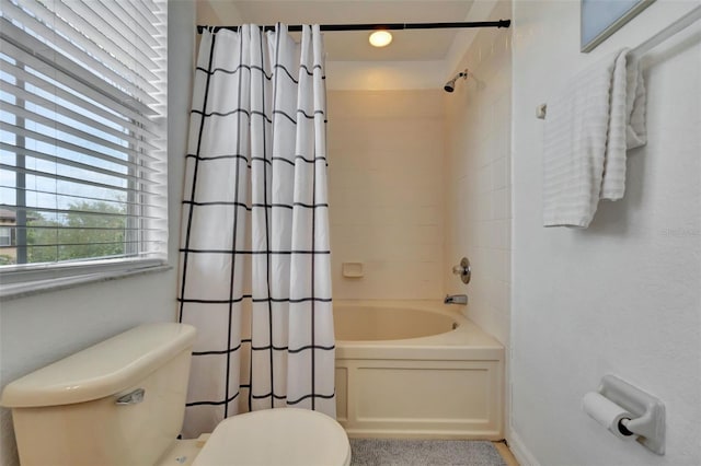 216 Bergamo Dr, Davenport, FL 33897 - bathroom featuring toilet and shower / tub combo