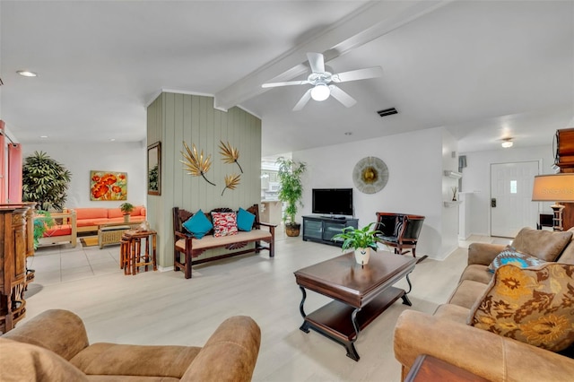 1238 Palmetto Rd, Eustis, FL 32726 - living area with ceiling fan