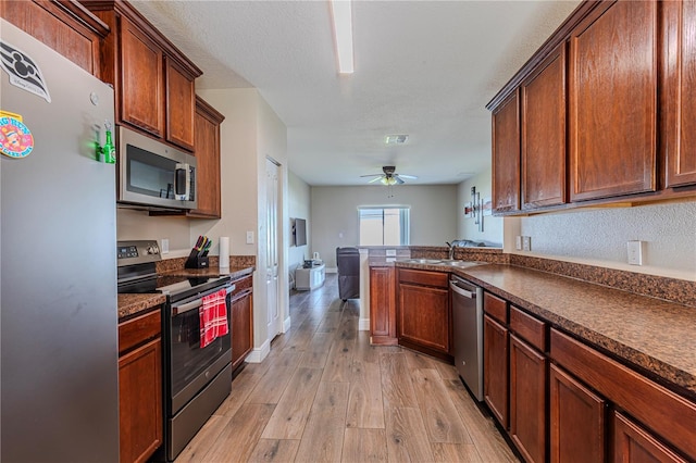 3224 Queen Alexandria Dr, Kissimmee, FL 34744 - photo 2