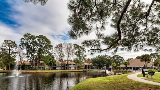 6019 Windhover Dr Unit C10-2, Orlando, FL 32819 - surrounding community featuring a water view and a yard