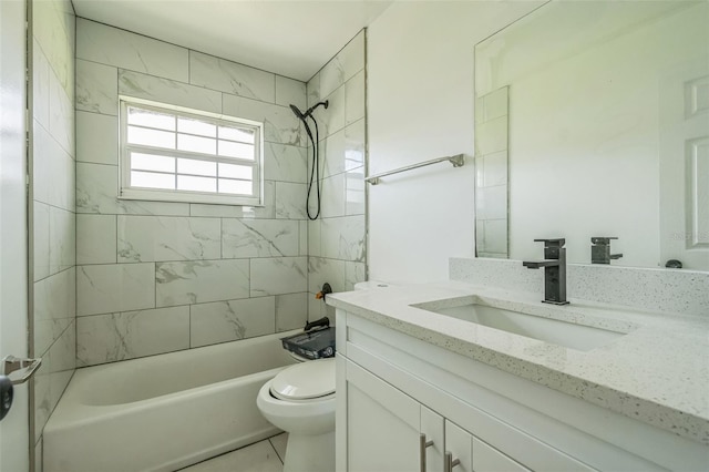 201 E 7th St, Chuluota, FL 32766 - bathroom with vanity and shower / bath combination