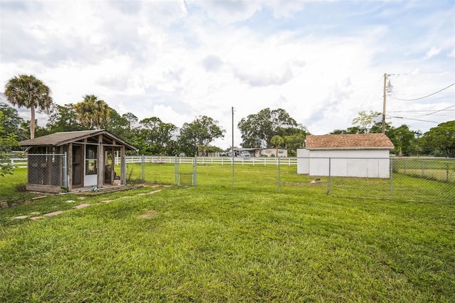 201 E 7th St, Chuluota, FL 32766 - view of yard with an outbuilding