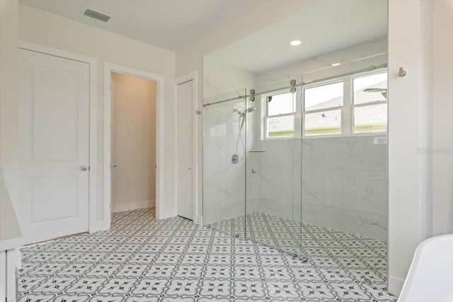 17 Old Oak Dr N, Palm Coast, FL 32137 - full bath with a marble finish shower and a tub