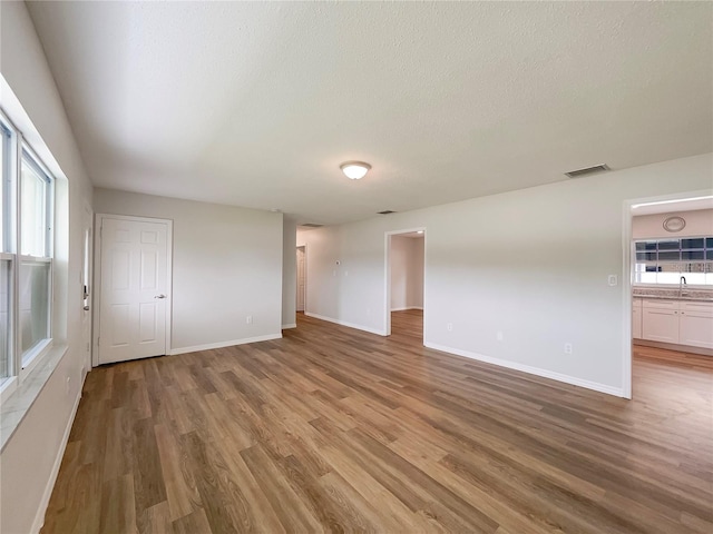 11045 Lake Eustis Dr, Leesburg, FL 34788 - photo 3