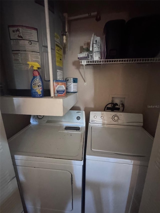 320 Forestway Cir Unit 203, Altamonte Springs, FL 32701 - laundry area with washer and clothes dryer