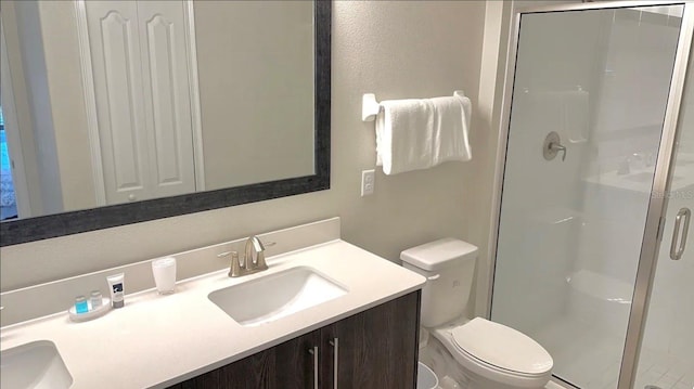 197 Macaulays Cv, Haines City, FL 33844 - bathroom with a stall shower and double vanity