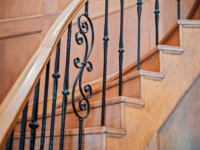 9045 Mossy Oak Ln, Clermont, FL 34711 - view of stairway
