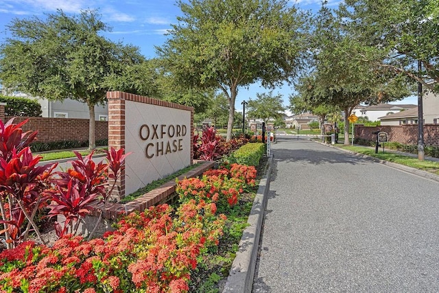 14897 Ellingsworth Ln, Winter Garden, FL 34787 - community / neighborhood sign with a gate