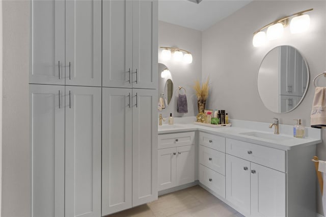 501 Mirasol Cir Unit 304, Kissimmee, FL 34747 - full bathroom featuring double vanity