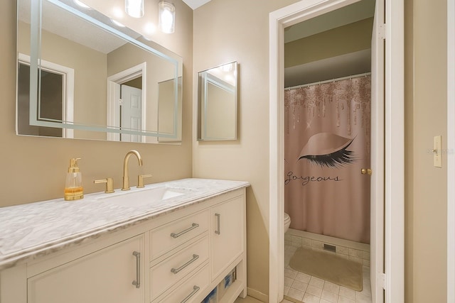 2242 Atrium Cir, Orlando, FL 32808 - full bath featuring vanity, tile patterned flooring, and curtained shower