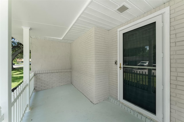 17 Rosewood Dr, Davenport, FL 33837 - entrance to property featuring brick siding