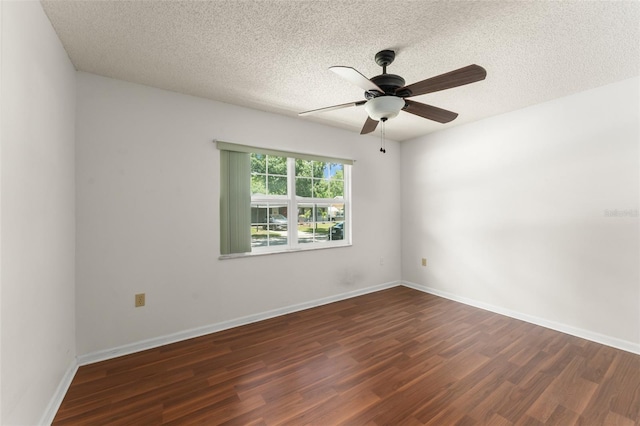 17 Rosewood Dr, Davenport, FL 33837 - empty room featuring wood finished floors, a textured ceiling, and a ceiling fan
