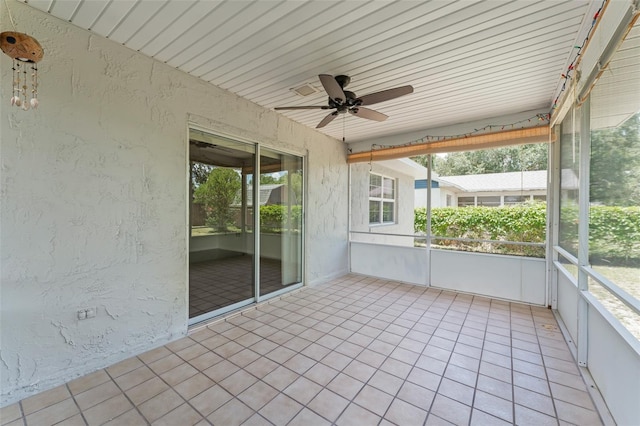 17 Rosewood Dr, Davenport, FL 33837 - unfurnished sunroom with ceiling fan and healthy amount of natural light