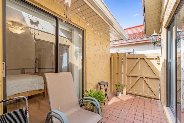 1157 E Winged Foot Cir, Winter Springs, FL 32708 - view of patio with a gate