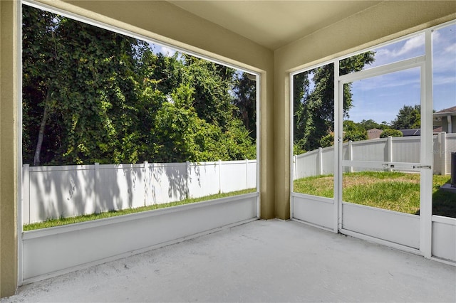 1414 Marsh Meadow Ln, Davenport, FL 33896 - view of unfurnished sunroom