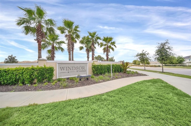 8940 Zurich Ln, Kissimmee, FL 34747 - community / neighborhood sign with a lawn