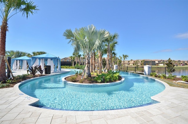 8940 Zurich Ln, Kissimmee, FL 34747 - community pool with a gazebo and a residential view
