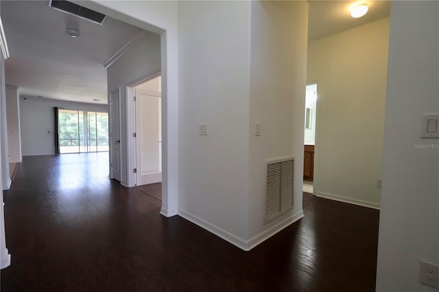 2338 Heydon Cir E, Naples, FL 34120 - photo 2