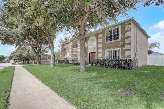 569 Yearling Cove Loop, Apopka, FL 32703 - traditional-style house featuring stucco siding