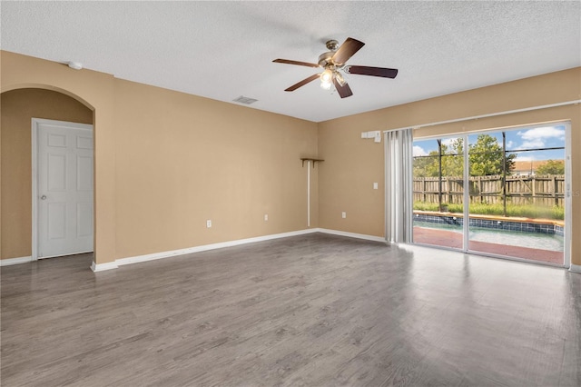 681 Eagle Pointe S, Kissimmee, FL 34746 - photo 7