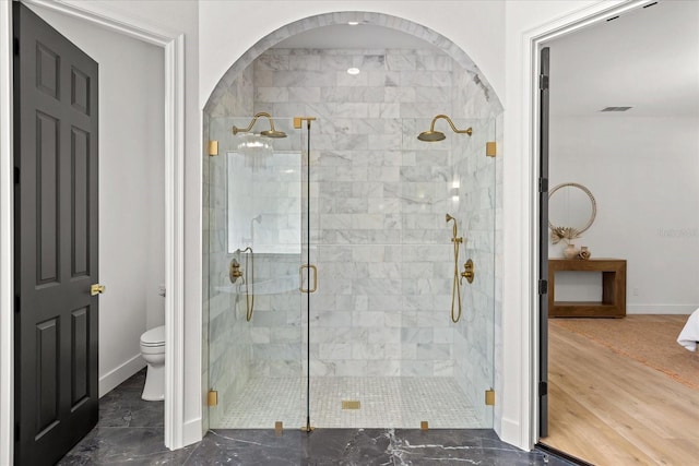 619 Largovista Dr, Oakland, FL 34787 - full bath featuring a shower stall and marble finish floors