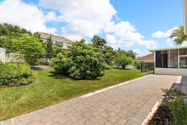 619 Largovista Dr, Oakland, FL 34787 - view of yard featuring a sunroom