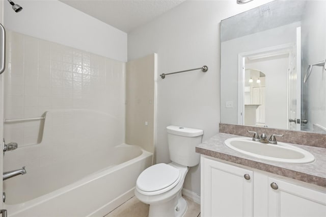 1082 Worthington Dr, Deltona, FL 32738 - bathroom featuring vanity and tub / shower combination
