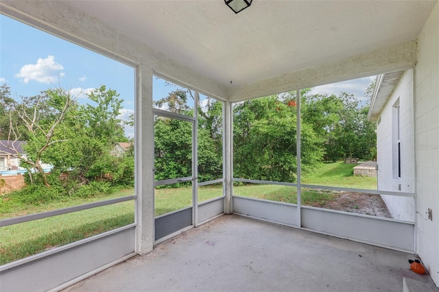 1082 Worthington Dr, Deltona, FL 32738 - unfurnished sunroom with view of scattered trees