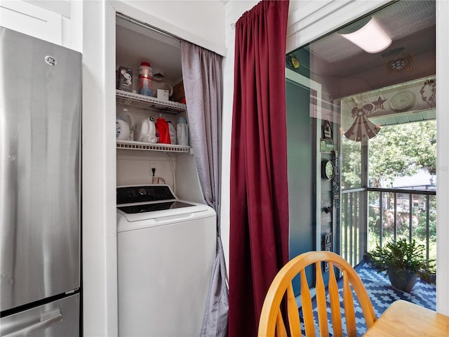 5421 Lake Margaret Dr Unit 178, Orlando, FL 32812 - laundry area featuring washer / clothes dryer