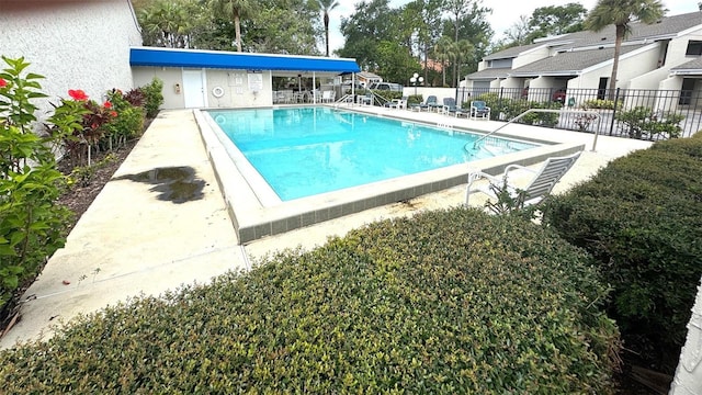 5359 Vineland Rd Unit S, Orlando, FL 32811 - view of community pool
