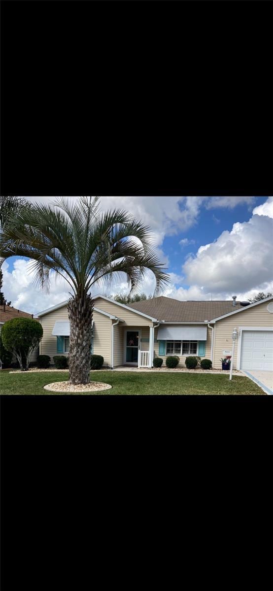 9223 SE 179th Wesley St, The Villages, FL 32162 - photo 4