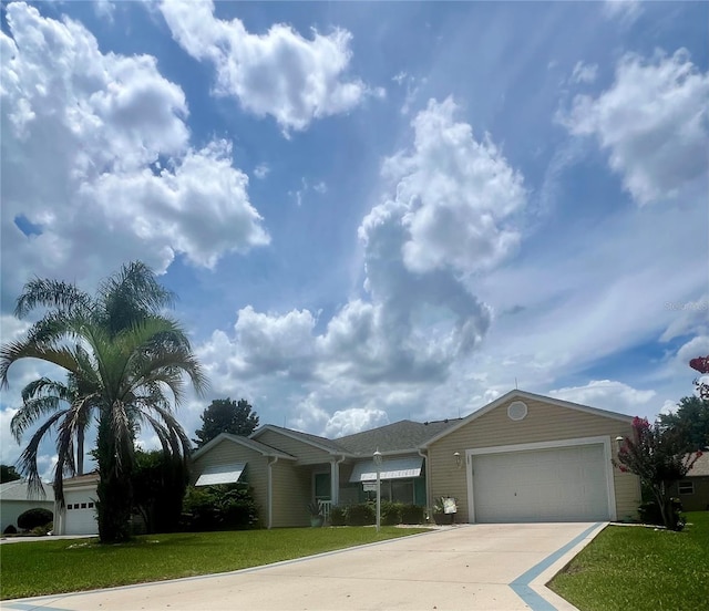 9223 SE 179th Wesley St, The Villages, FL 32162 - photo 1