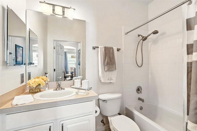14241 Confetti Dr, Windermere, FL 34786 - full bathroom featuring shower / bath combo and vanity
