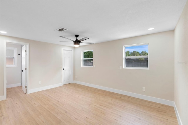 5310 Pineview Way, Apopka, FL 32703 - empty room with light wood-style flooring, recessed lighting, and ceiling fan